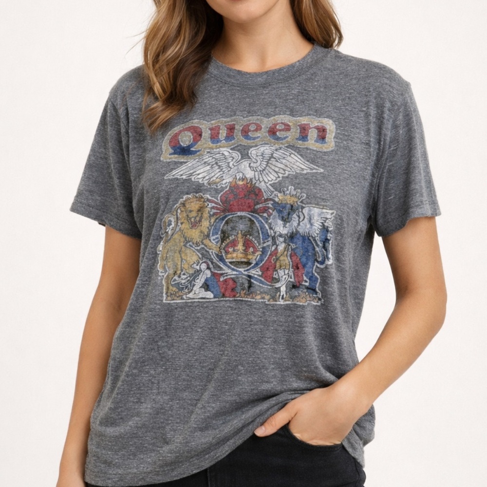Daydreamer Graphic Tee